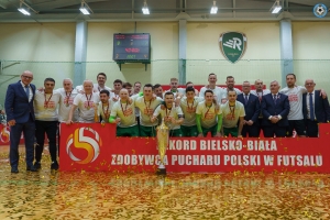 Rekordowy finał z nocą czarodziejów futsalu